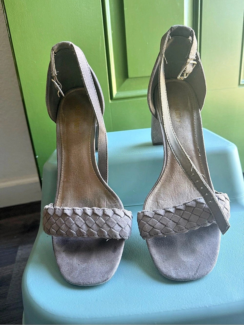 Old Navy Woven Strap Block Heel Sandals in Gray